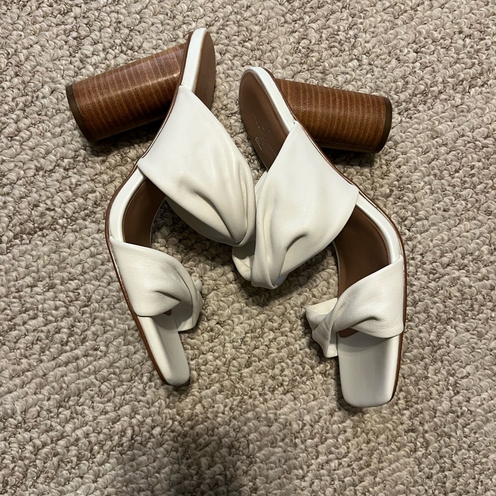 Paolo White Women's Sandals - Picture 4 of 6